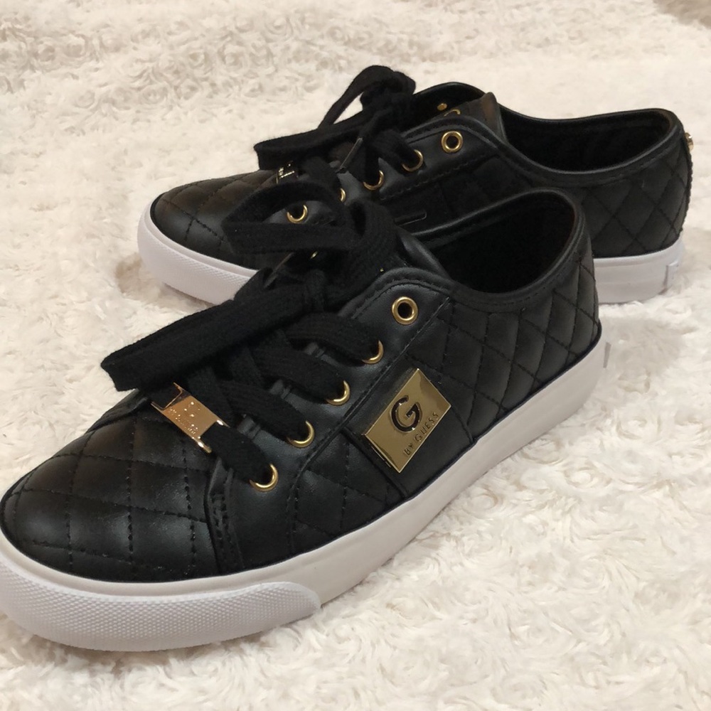 NEW G by Guess Backer sneakers.